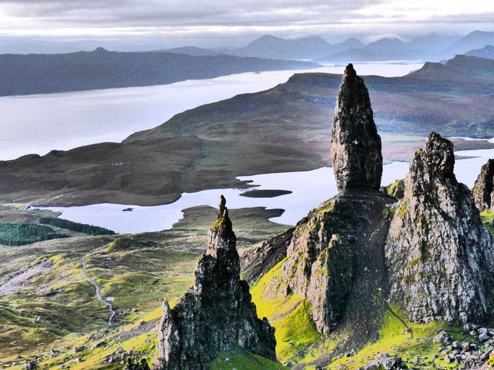 old-man-of-storr_sonnenaufgang_mit-hintergrund